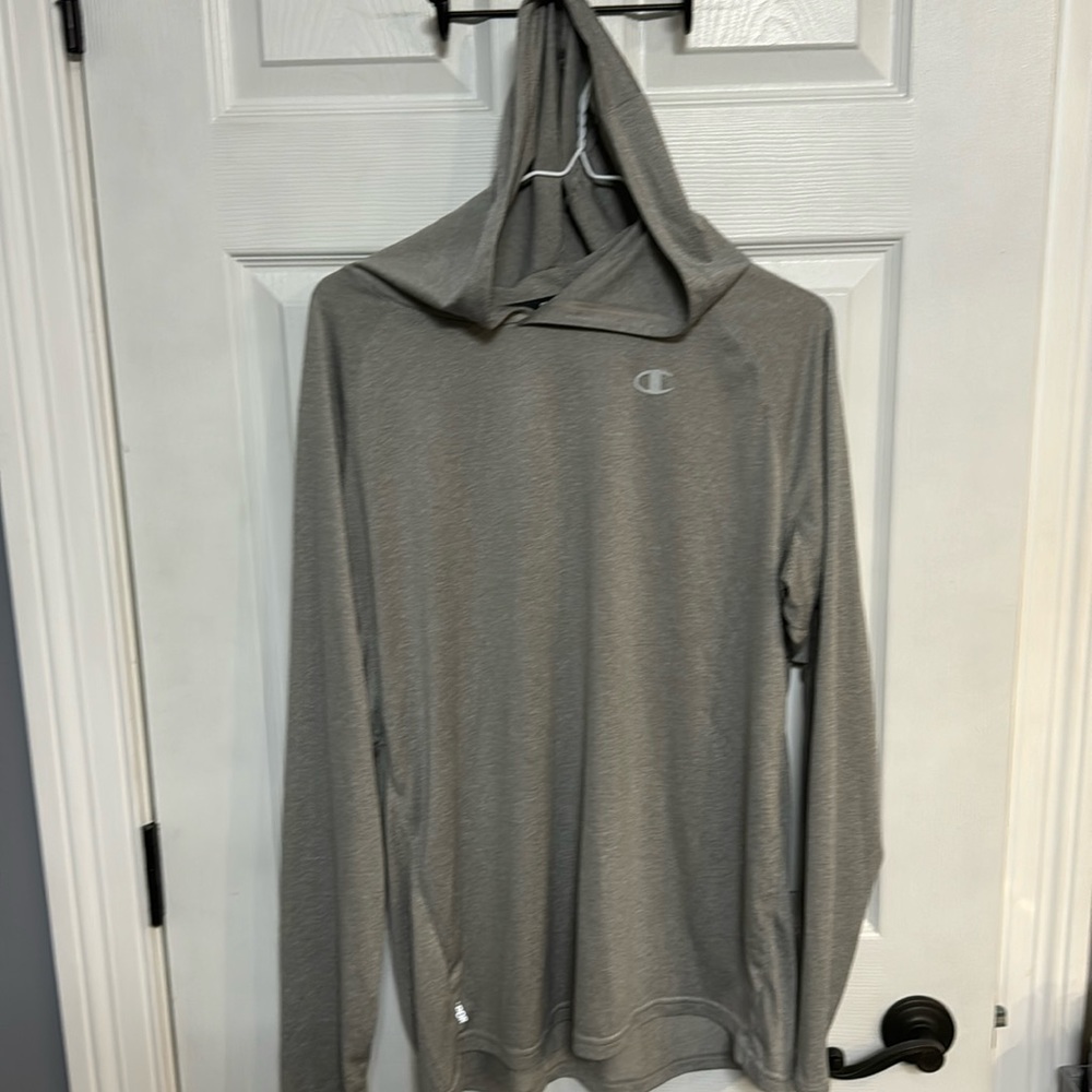 Champion vapor powertrain, lightweight long sleeve running hoodie shirt men’s L